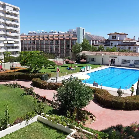 Carihuela Palace Apartmán *