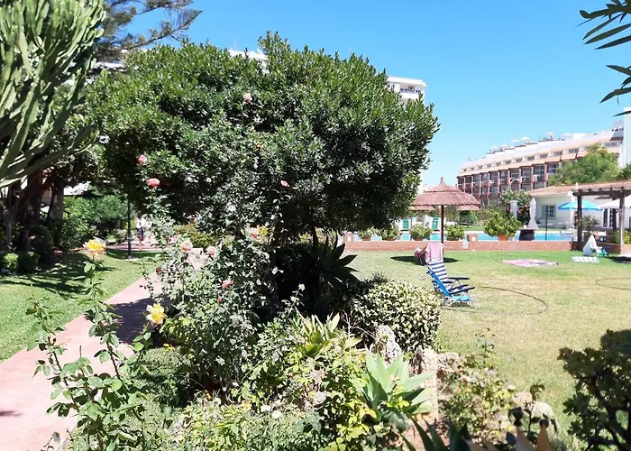 Carihuela Palace * Torremolinos